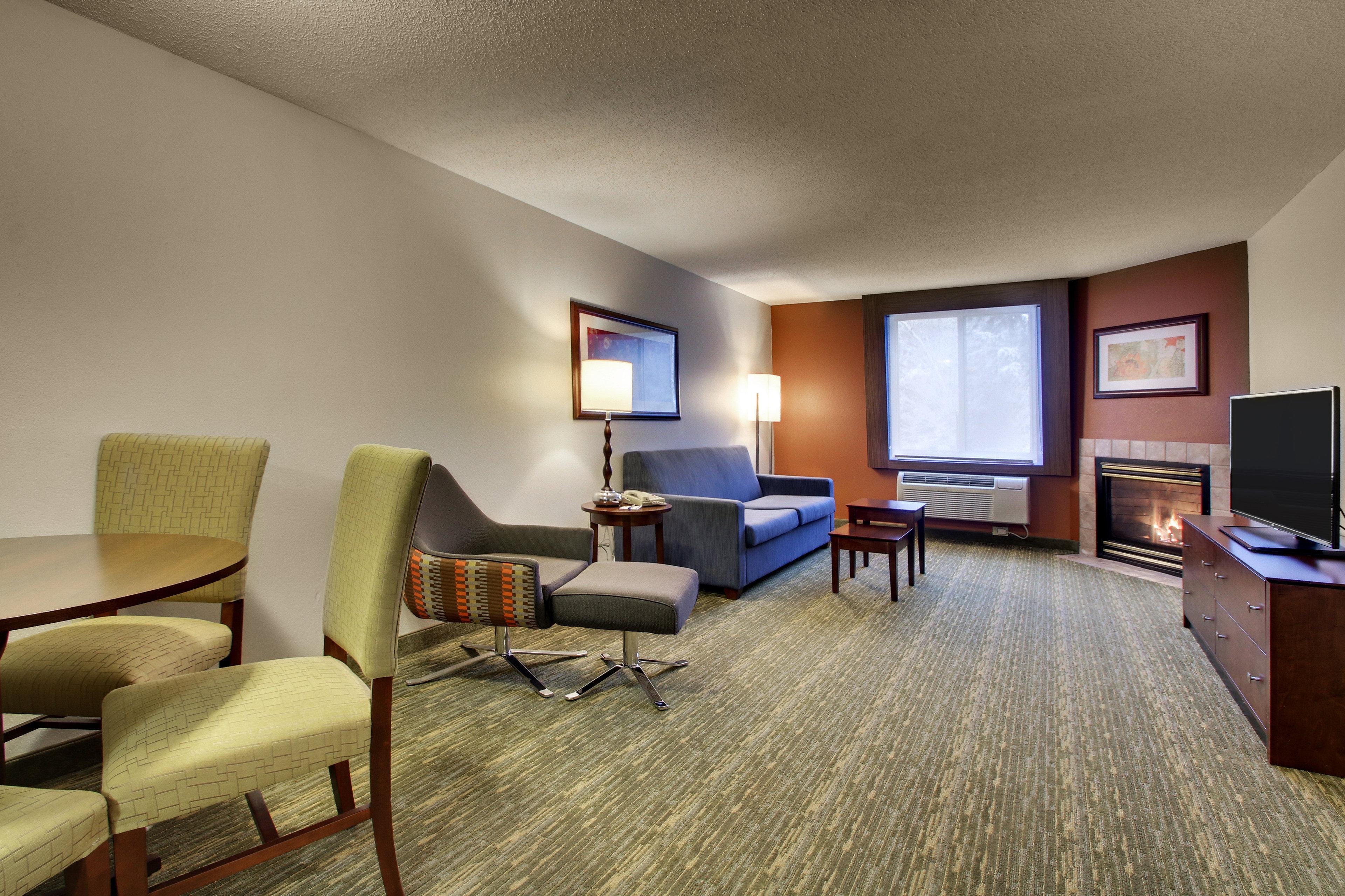 Holiday Inn Express & Suites - Lincoln East - White Mountains By Ihg Eksteriør bilde