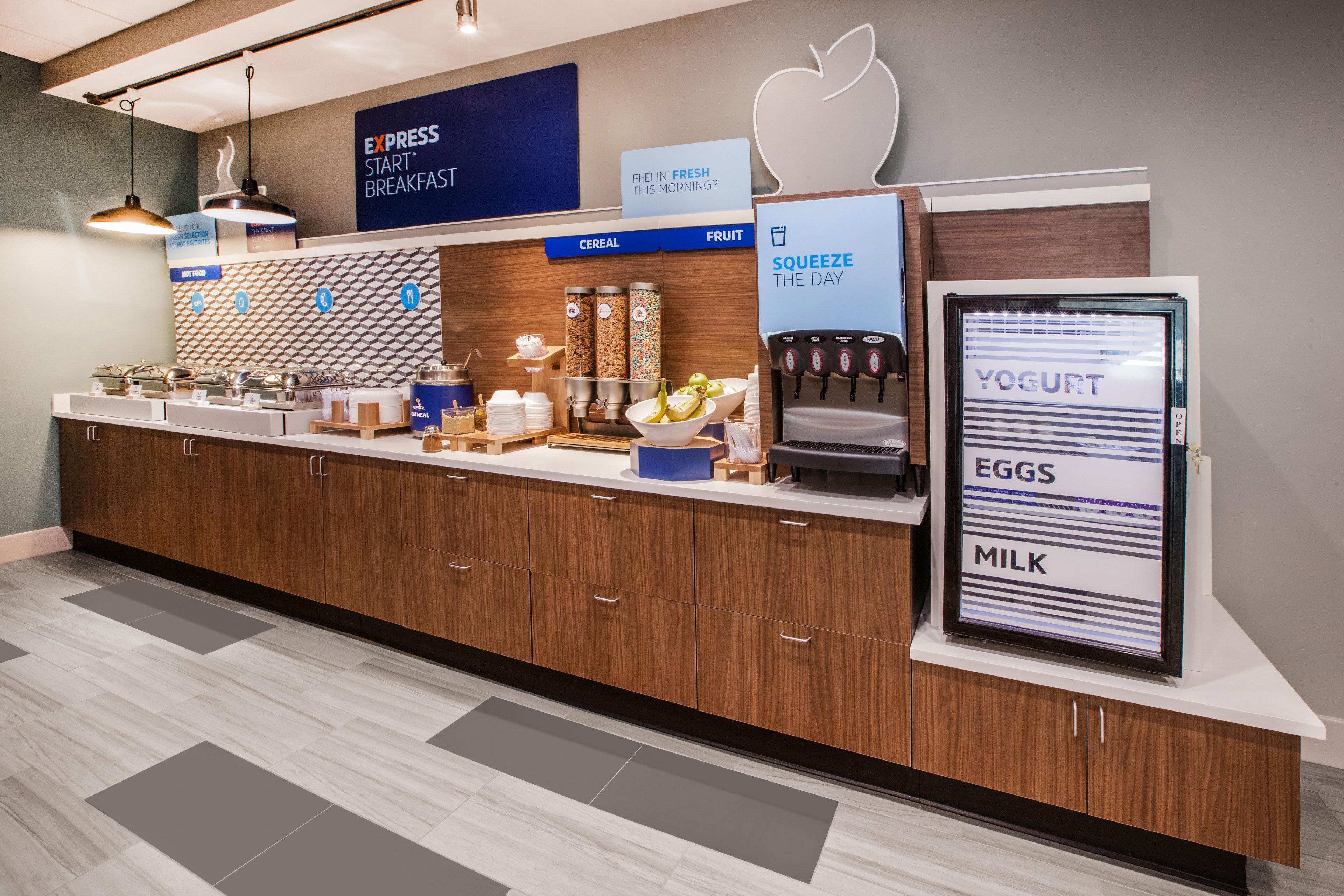 Holiday Inn Express & Suites - Lincoln East - White Mountains By Ihg Eksteriør bilde