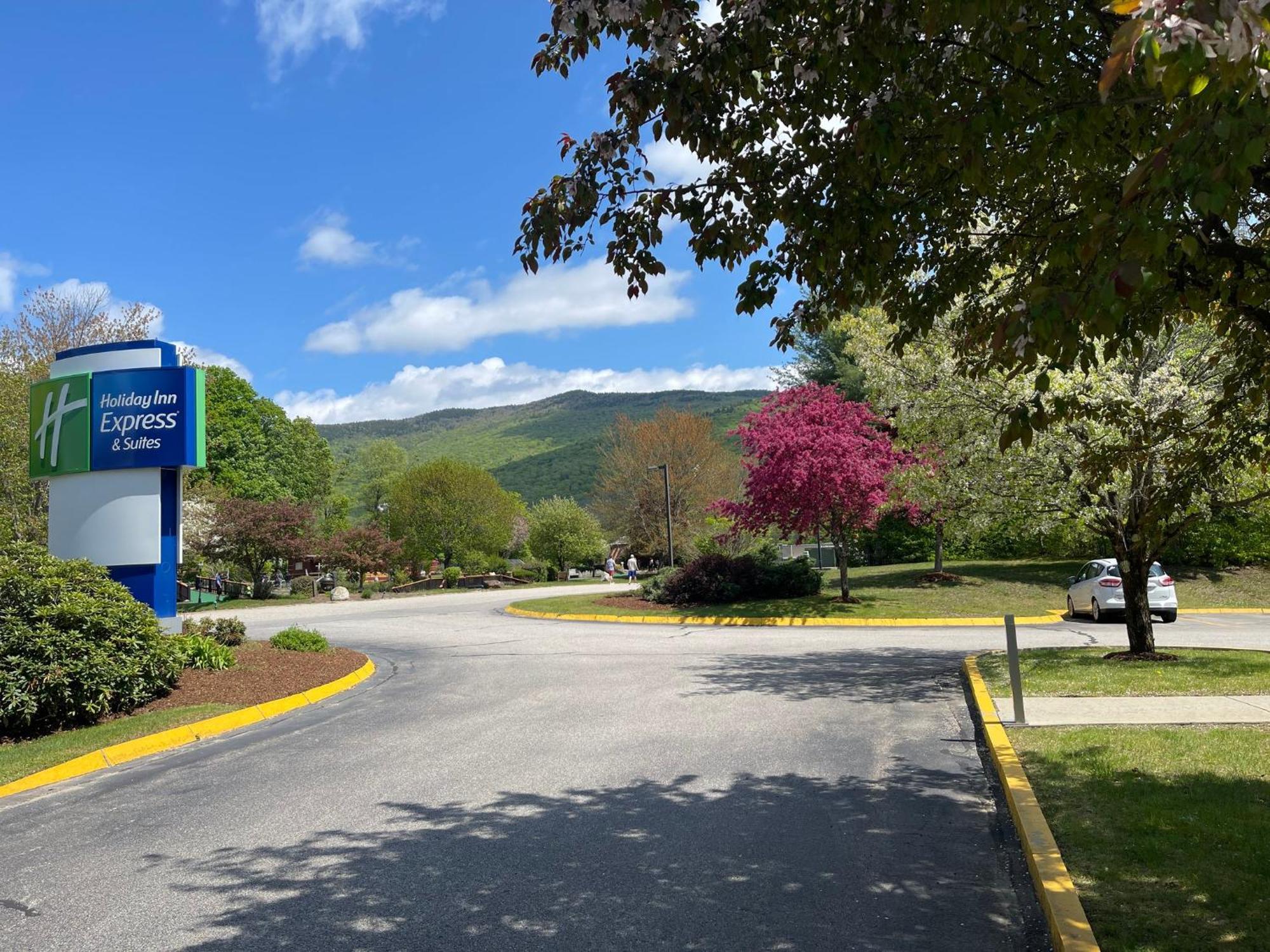 Holiday Inn Express & Suites - Lincoln East - White Mountains By Ihg Eksteriør bilde
