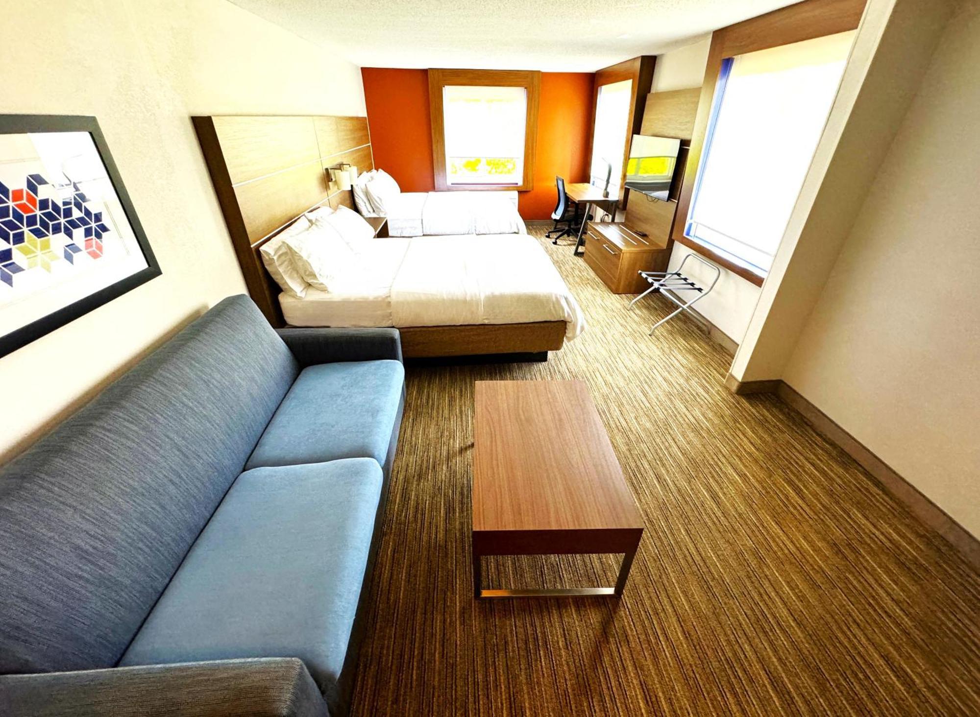 Holiday Inn Express & Suites - Lincoln East - White Mountains By Ihg Eksteriør bilde